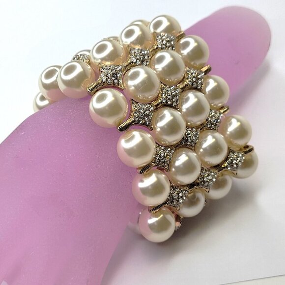 Statement Large White Pearl Ball Bead Stretchy Cuff Bracelet - Picture 2 of 10
